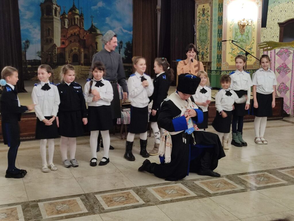 «Казачий формат» и Православная Свято-Владимирская гимназия отпраздновали День Защитника Отечества